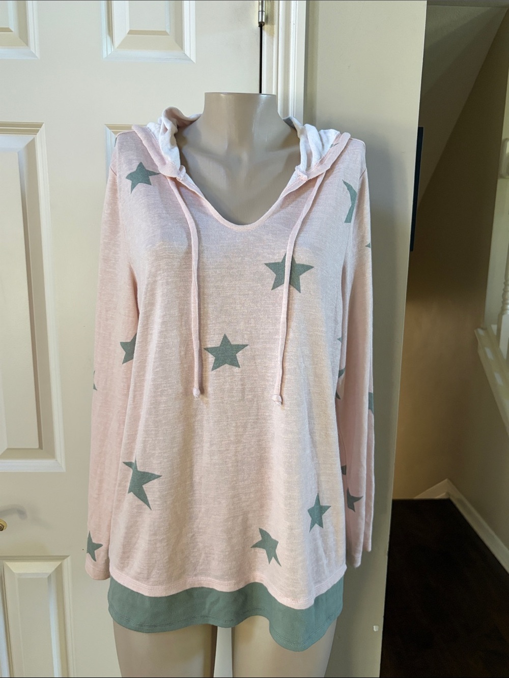 Belle Beach by Kim Gravel Light Pink Star Hoodie with Sage Accents, lg